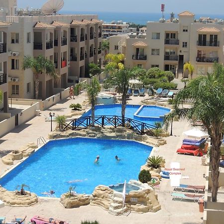 Royal Seacrest Apartment Paphos Exterior photo